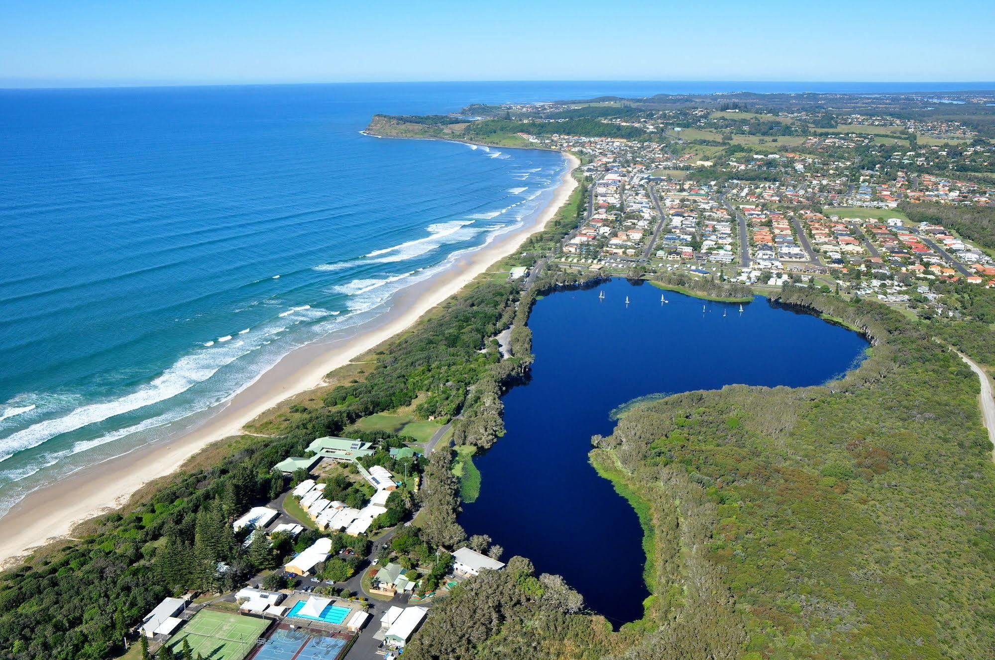 Lennox Holiday Apartments Lennox Head Exterior photo